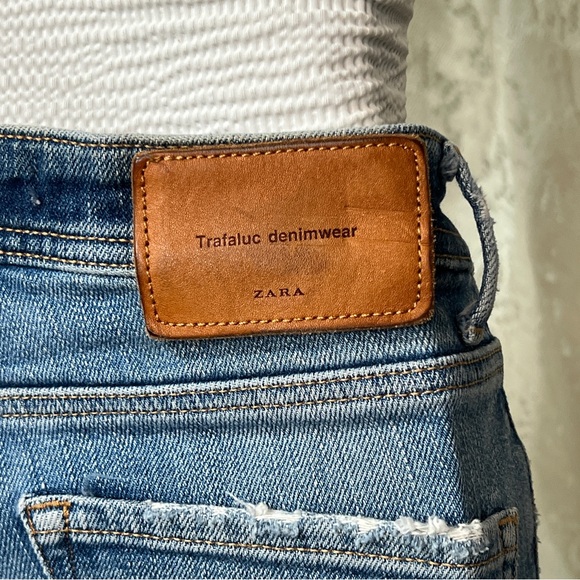 Zara Shredded Embroidered Blue Jeans 00 Distressed Boho High Waisted Cottagecore - Picture 10 of 11